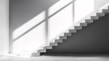 现代简约白色楼梯