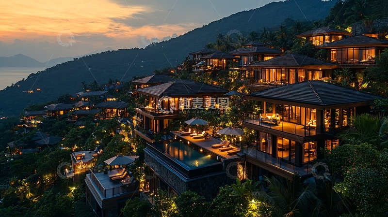 高清大图下载【趣麦麦图】山坡上的豪华别墅夜景