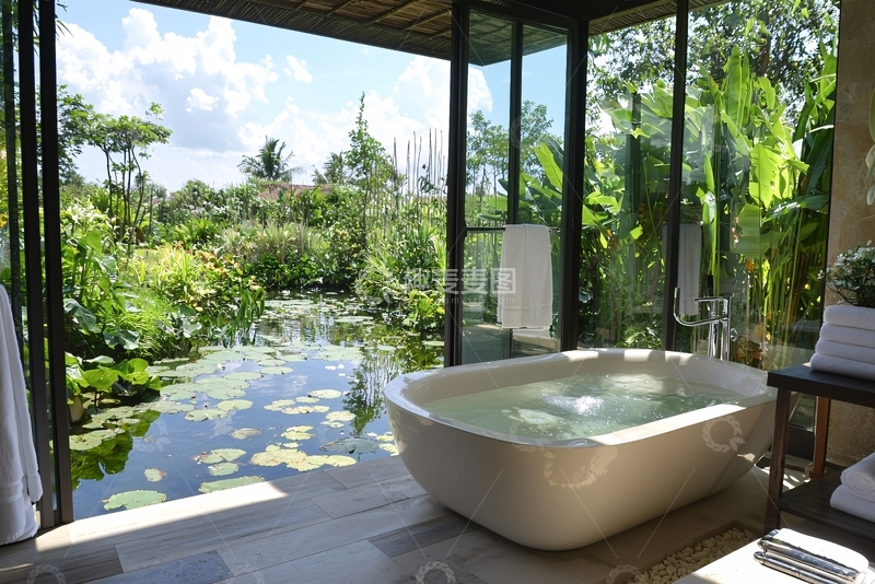高清大图下载【趣麦麦图】现代简约落地窗浴缸