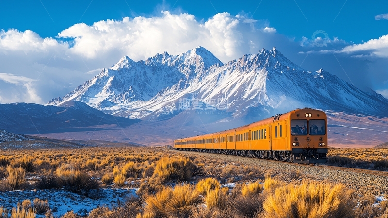 高清大图下载【趣麦麦图】火车雪山风景