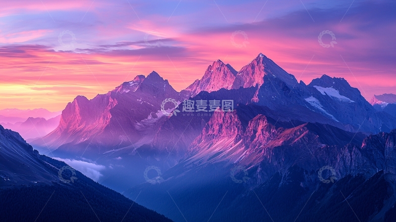 高清大图下载【趣麦麦图】梦幻般的粉色山脉日落