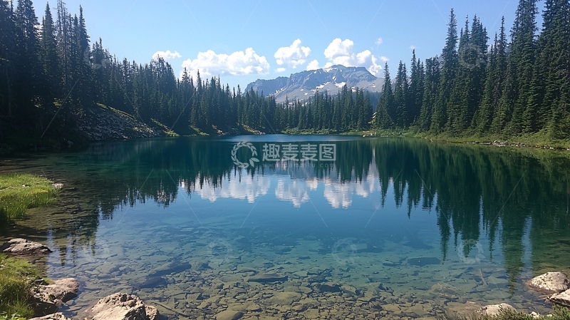 高清大图下载【趣麦麦图】高山湖泊