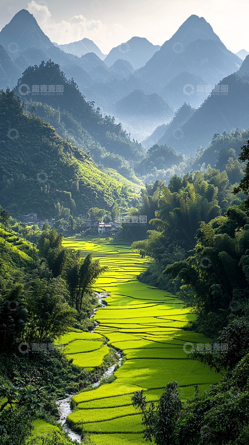 高清大图下载【趣麦麦图】山峦叠嶂梯田美景