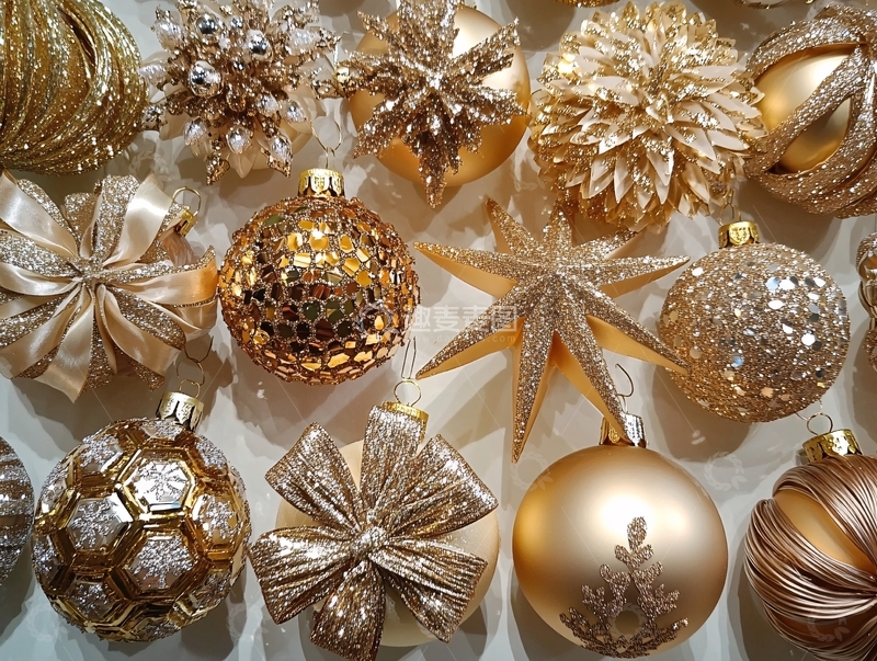 高清大图下载【趣麦麦图】-金色装饰球