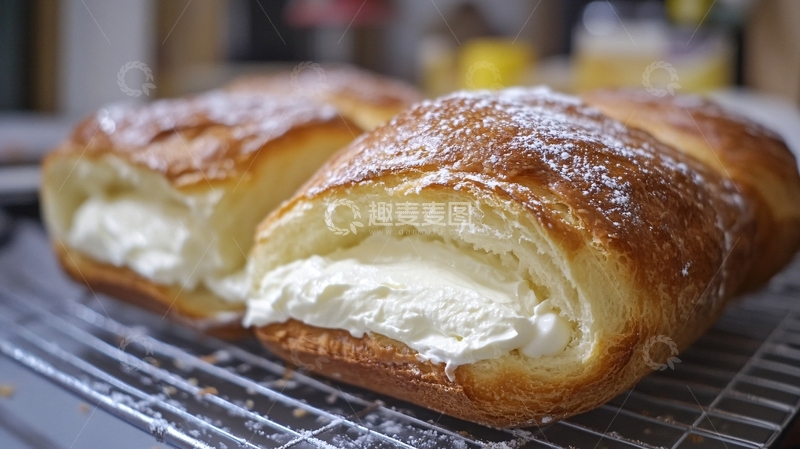 高清大图下载【趣麦麦图】水牛奶酥皮包