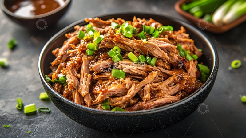 高清大图下载【趣麦麦图】嫩猪肉丝配浓郁酱汁