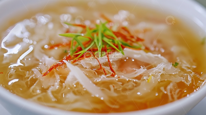 高清大图下载【趣麦麦图】酸菜猪肉清汤