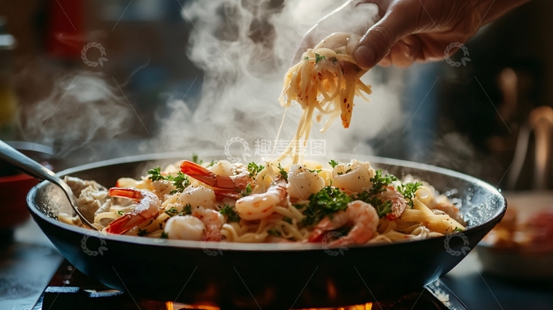 高清大图下载【趣麦麦图】热气腾腾一只夹起的虾3