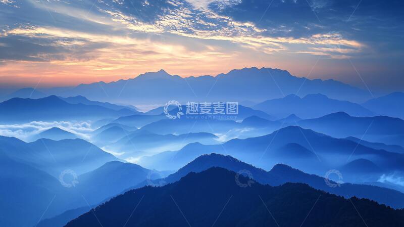 高清大图下载【趣麦麦图】大别山日出峰峦大面全景