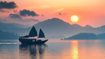 木船曙光帆影木船夕晖