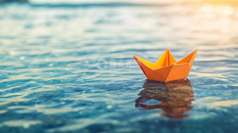 高清大图下载【趣麦麦图】纸船漂浮水面
