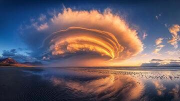 形状奇特云形状鱼眼风云