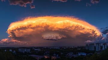 核爆炸型云云团天气单体