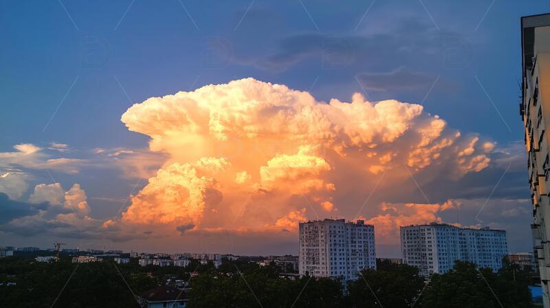高清大图下载【趣麦麦图】夸张的云彩云霸气云团