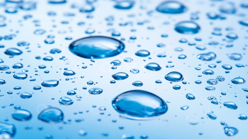 高清大图下载【趣麦麦图】蓝色背景上的水珠