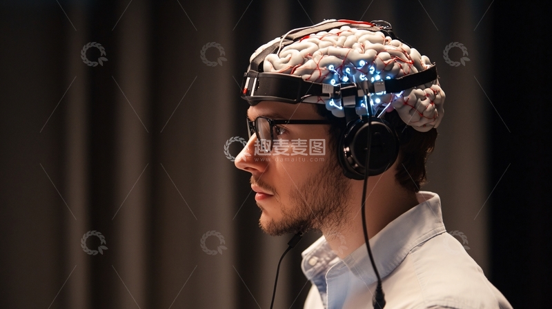 高清大图下载【趣麦麦图】脑电图仪器21