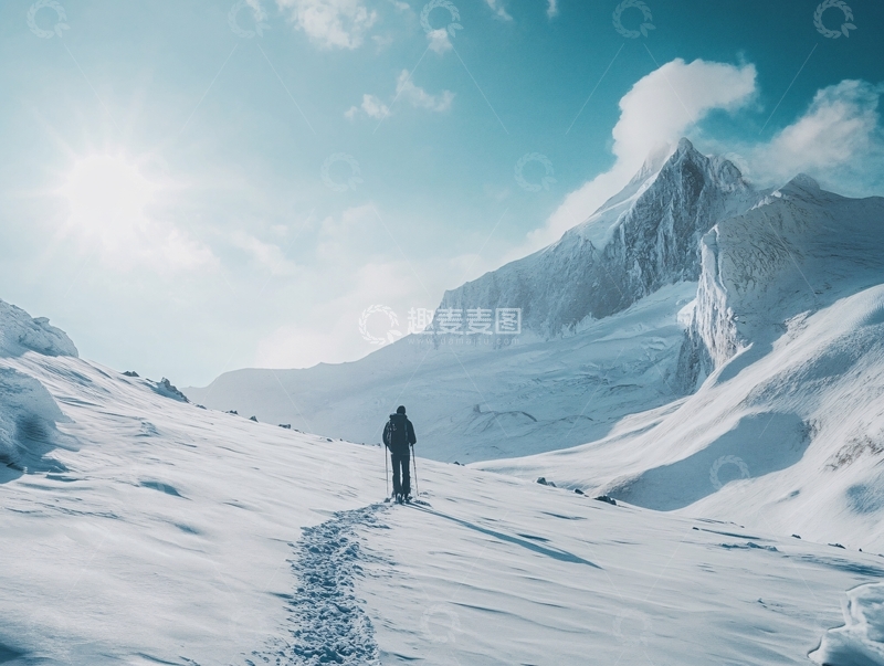 高清大图下载【趣麦麦图】一个人看雪山