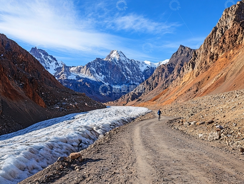 高清大图下载【趣麦麦图】博格达峰北坡风光