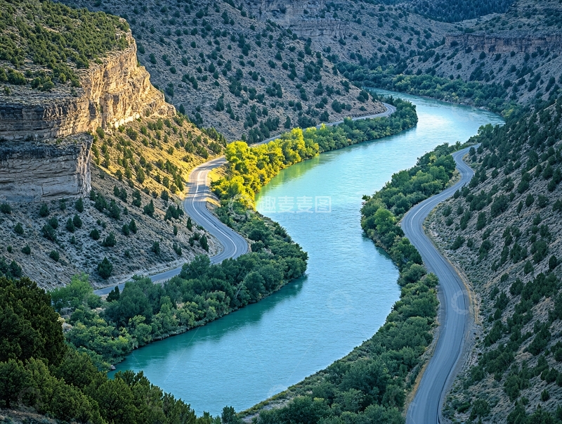 高清大图下载【趣麦麦图】蜿蜒河流山间道路2