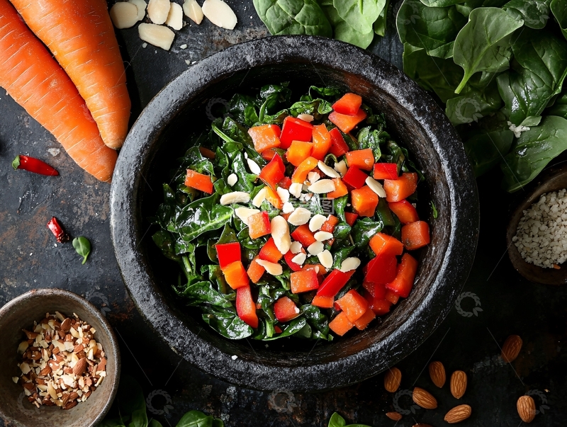 高清大图下载【趣麦麦图】凉拌菠菜杏仁