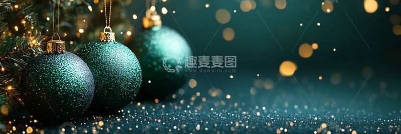 高清大图下载【趣麦麦图】深绿圣诞球挂饰1