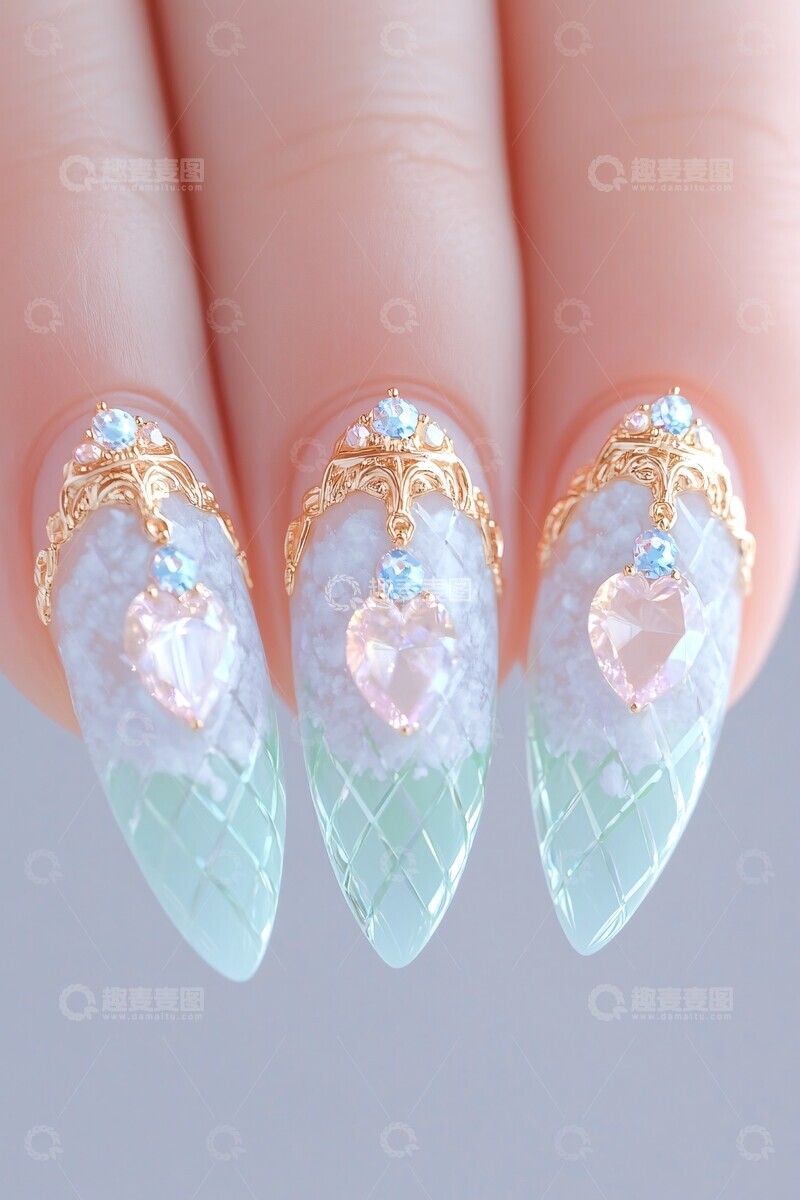 高清大图下载【趣麦麦图】冬日钻石霜指甲3