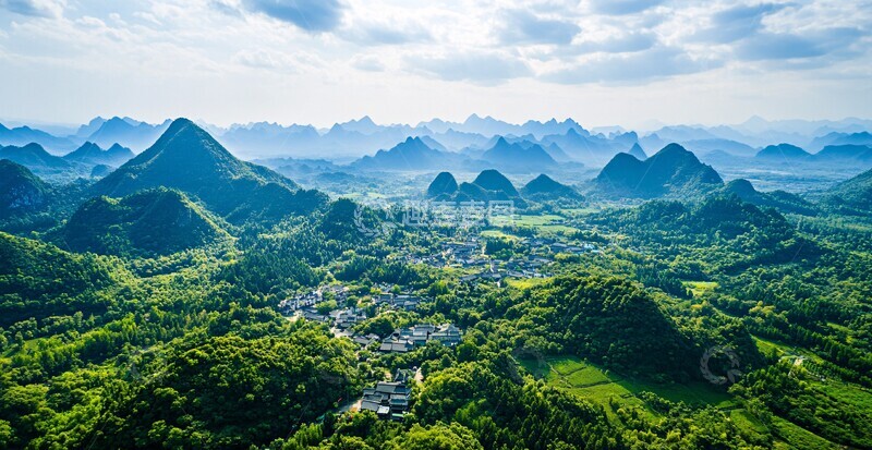 高清大图下载【趣麦麦图】远山绿林古村景2
