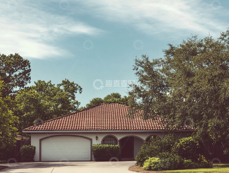 高清大图下载【趣麦麦图】新瓦屋顶车库住宅