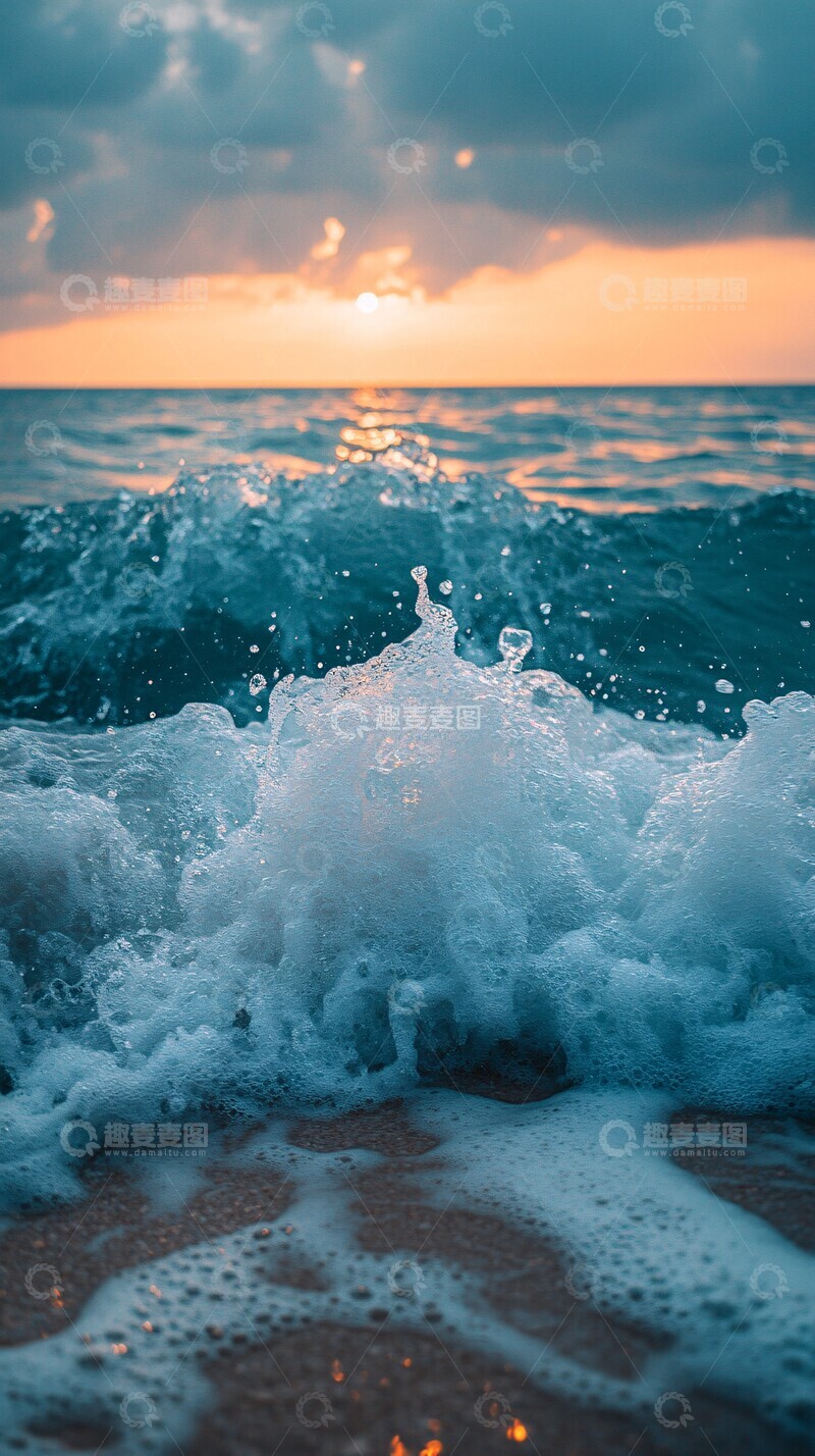 高清大图下载【趣麦麦图】海平线绿光晕染2