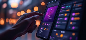 手触社交媒体页面