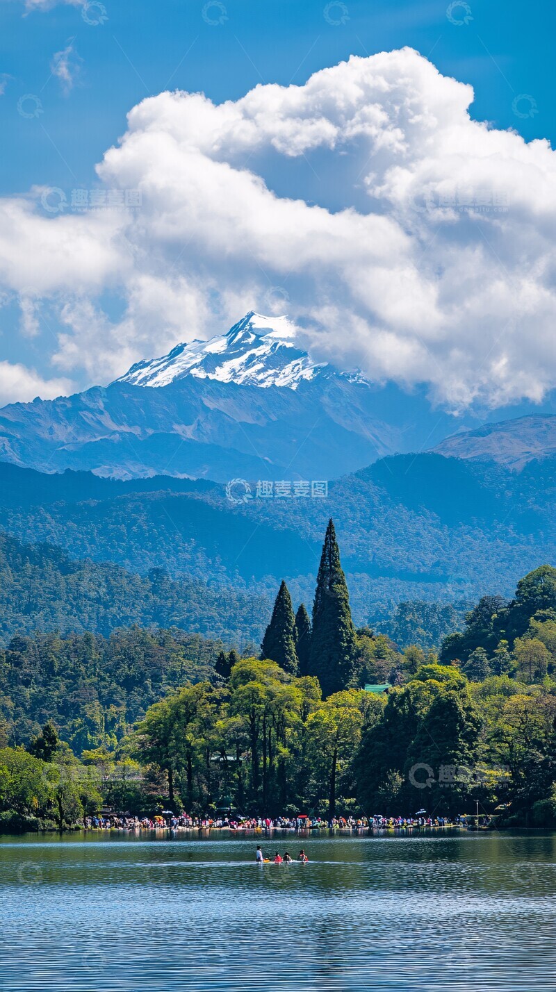 高清大图下载【趣麦麦图】湖畔群山雪峰3