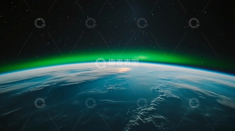 高清大图下载【趣麦麦图】极光下的地球云层3