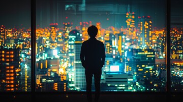 学生窗前景学生窗户夜景