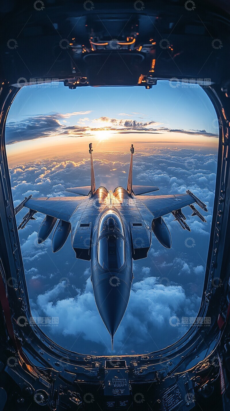 高清大图下载【趣麦麦图】战机翱翔天际