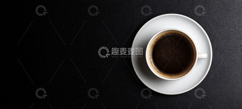高清大图下载【趣麦麦图】-黑色背景上的白色咖啡杯759