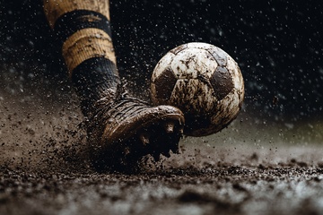 雨中泥泞足球赛瞬间264