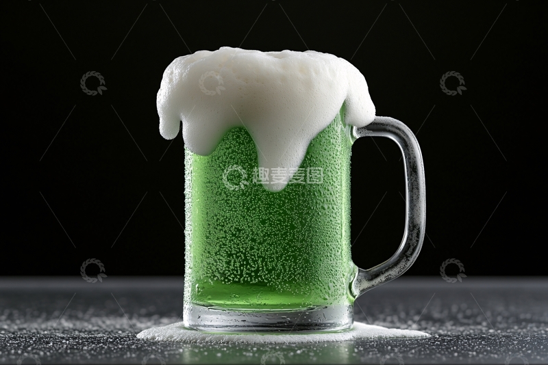高清大图下载【趣麦麦图】满溢泡沫的绿色啤酒杯867