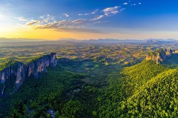 壮丽山景与绚烂霞光140