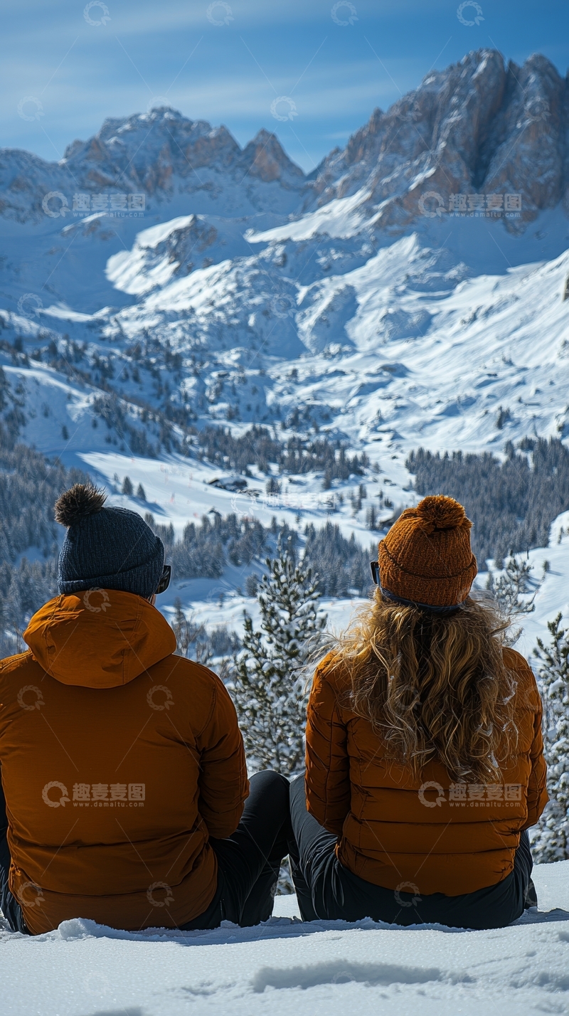 高清大图下载【趣麦麦图】雪景中背对镜头的两人