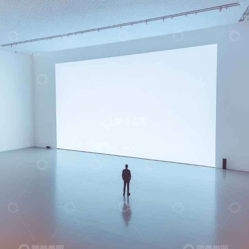 高清大图下载【趣麦麦图】一人面对巨大空白屏幕