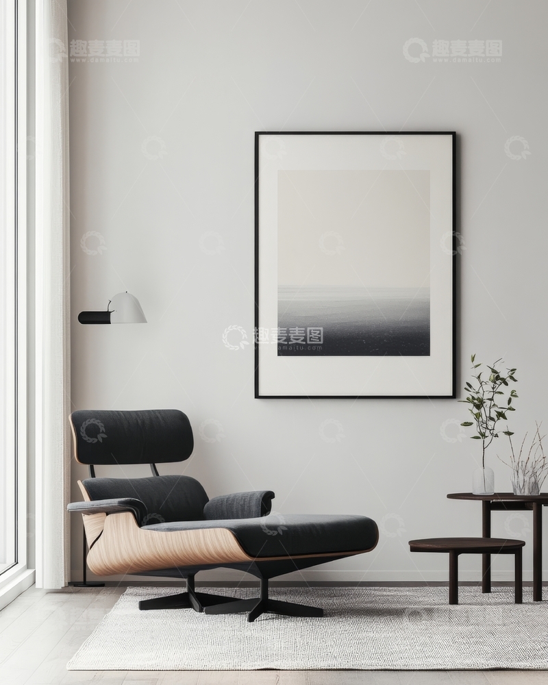 高清大图下载【趣麦麦图】简约现代客厅，黑白装饰画与舒适躺椅