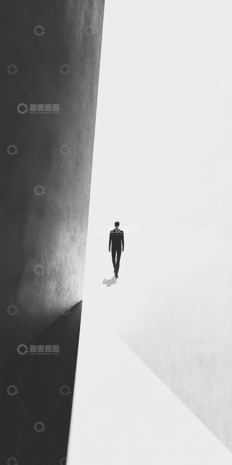 高清大图下载【趣麦麦图】黑影人物行走在明亮走廊