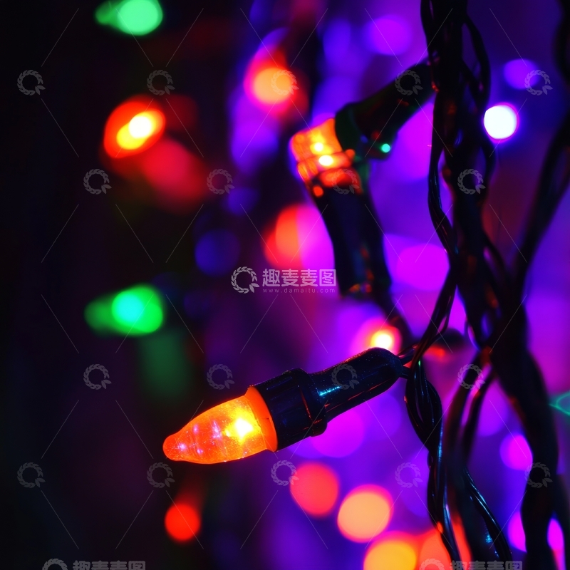 高清大图下载【趣麦麦图】彩色圣诞灯串特写