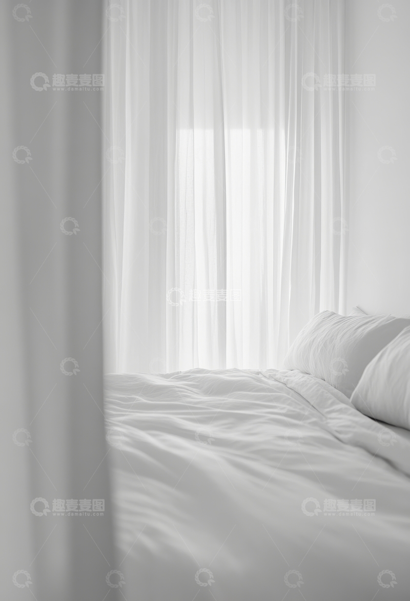 高清大图下载【趣麦麦图】简约白色卧室，窗帘轻柔遮挡窗外光线