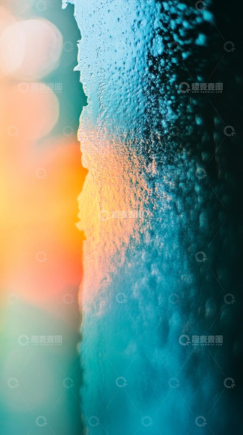 高清大图下载【趣麦麦图】水滴凝结的玻璃与斑斓背景