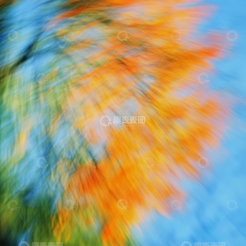 高清大图下载【趣麦麦图】秋叶旋转的模糊影像