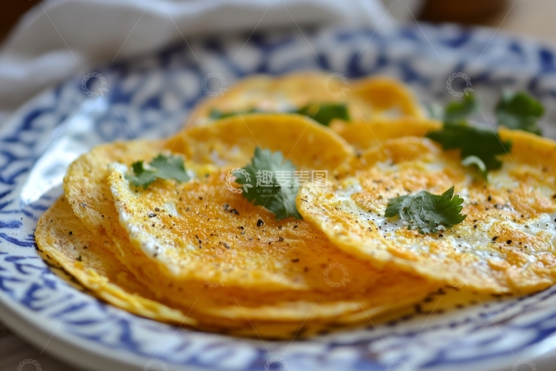 高清大图下载【趣麦麦图】香煎南瓜片配香草装饰