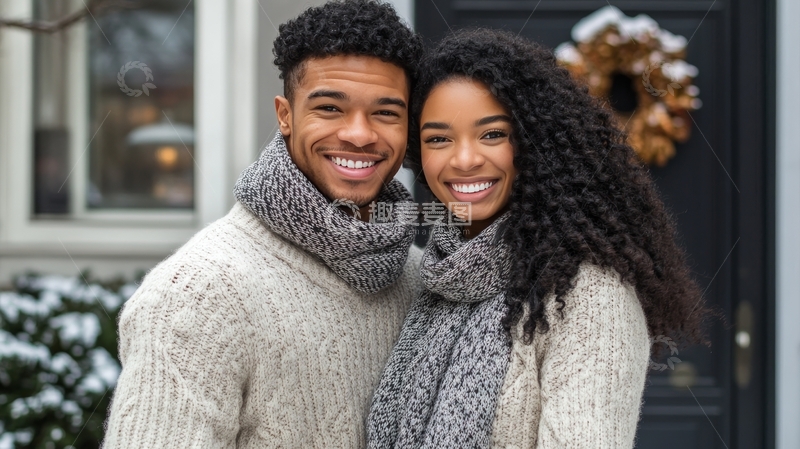 高清大图下载【趣麦麦图】冬日情侣温暖相拥