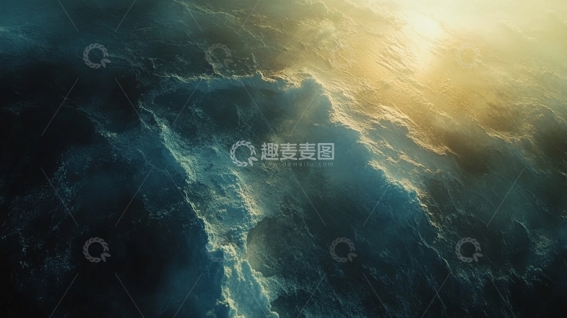 高清大图下载【趣麦麦图】波涛汹涌的海洋在夕阳下闪耀