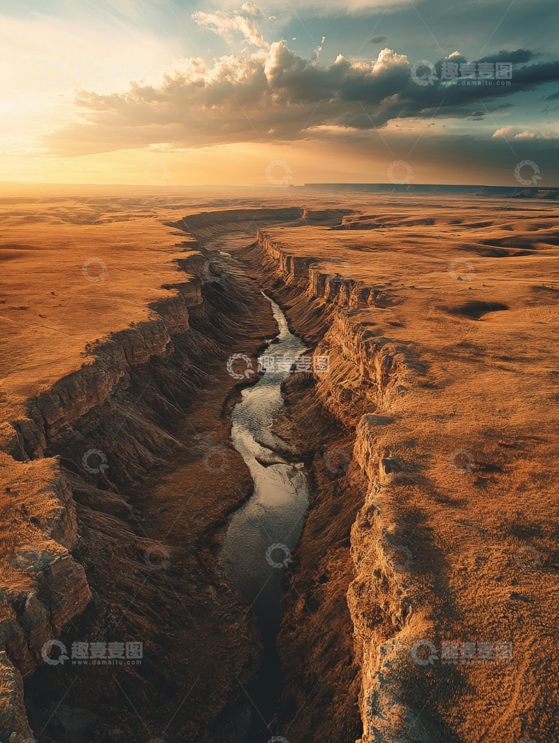 高清大图下载【趣麦麦图】沙漠峡谷中的河流
